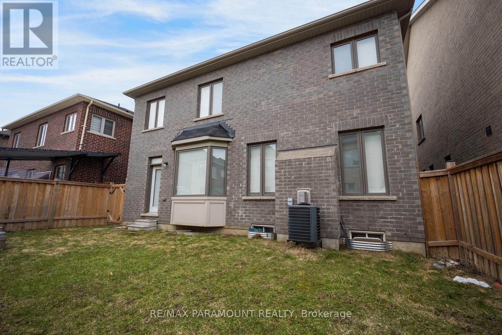 5 Ezra Crescent, Brampton, Ontario  L7A 5A6 - Photo 48 - W12985546