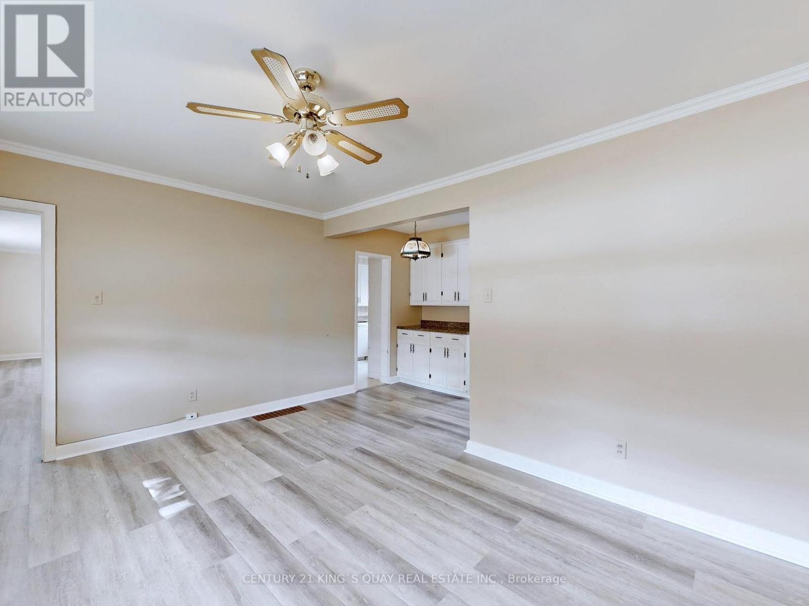 60 Northwood Drive, Toronto, Ontario  M2M 2K1 - Photo 14 - C12983340