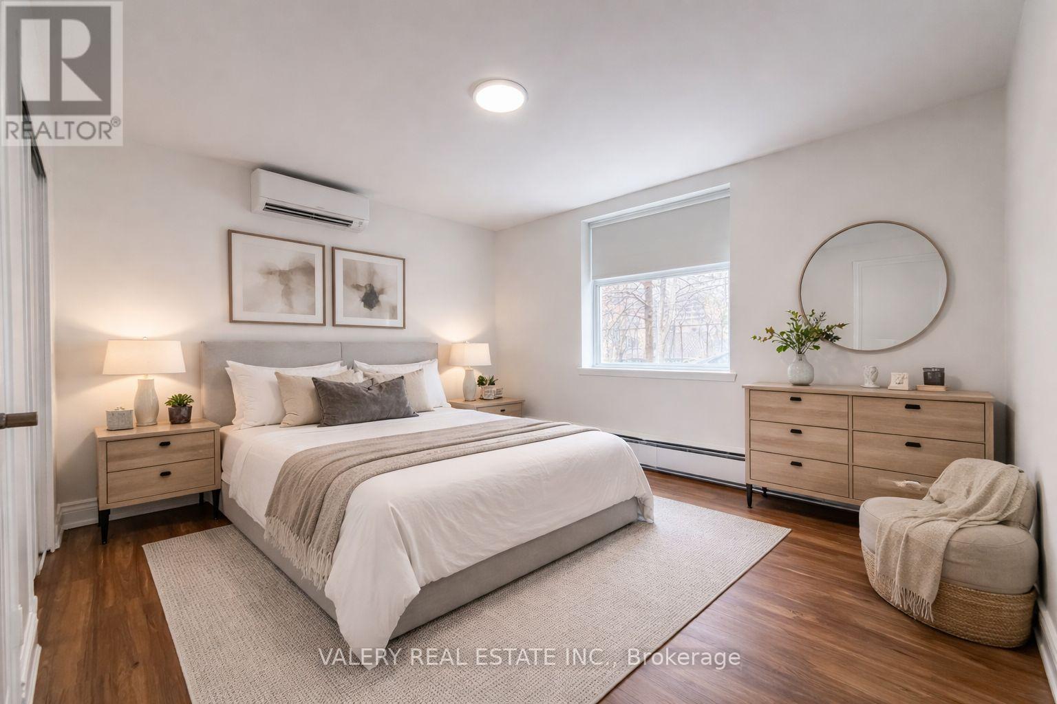 8 - 107 Redpath Avenue, Toronto, Ontario  M4S 2J9 - Photo 4 - C12893990