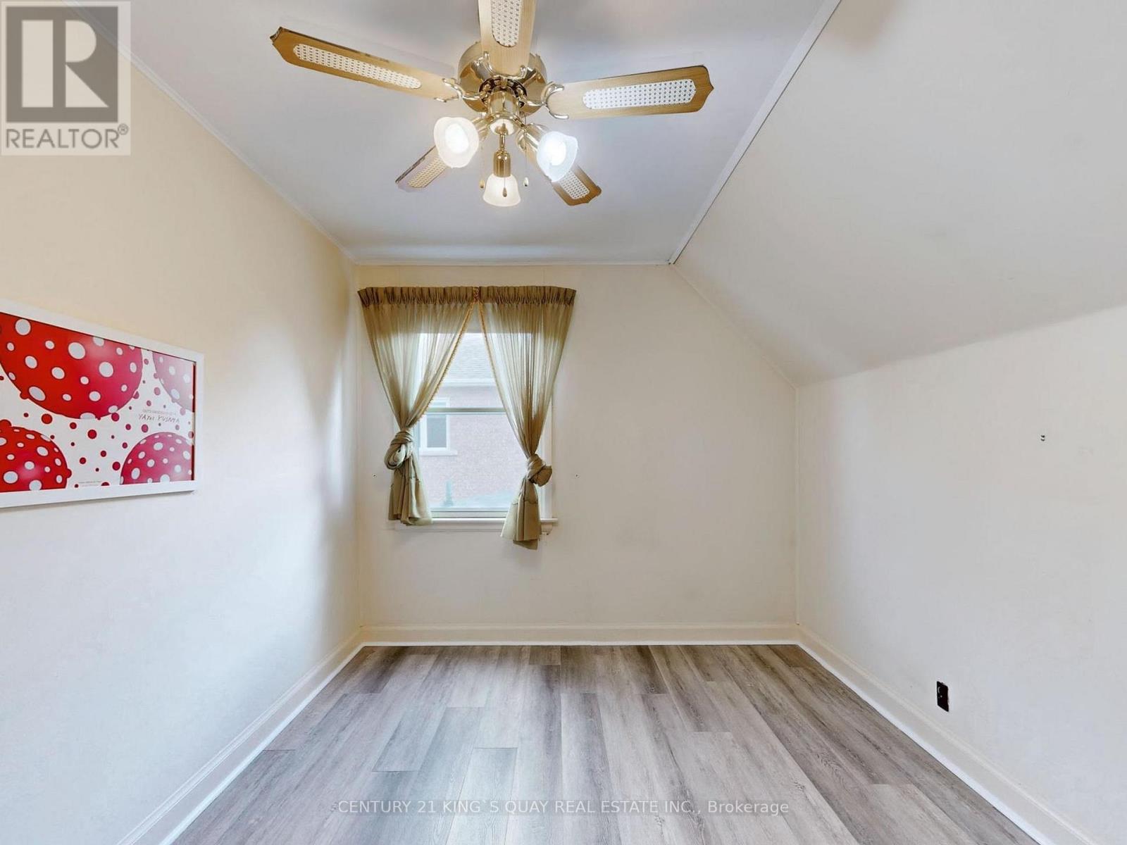 60 Northwood Drive, Toronto, Ontario  M2M 2K1 - Photo 18 - C12983340