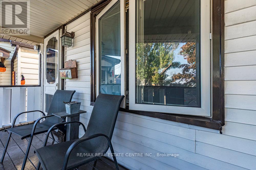 23 Frederick Avenue, Hamilton, Ontario  L8H 4K1 - Photo 4 - X12985402