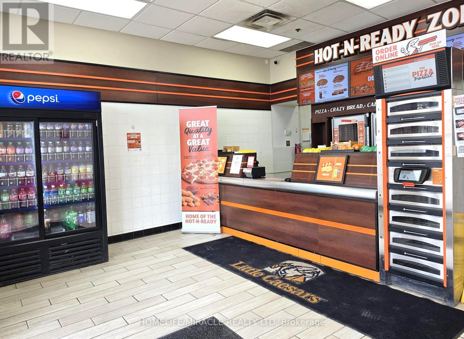 #6b - 120 Thames Street N, Ingersoll, Ontario  N5C 4B1 - Photo 2 - X12985404