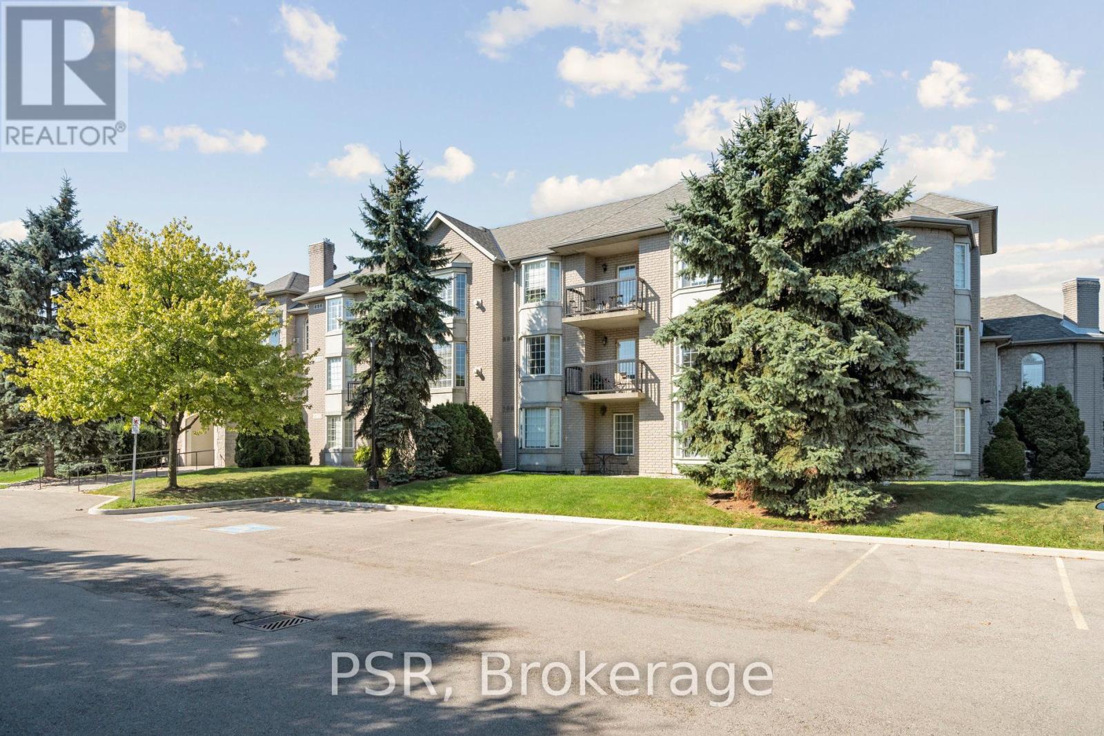 302 - 970 Golf Links Road, Hamilton, Ontario  L9K 1J8 - Photo 1 - X12985428