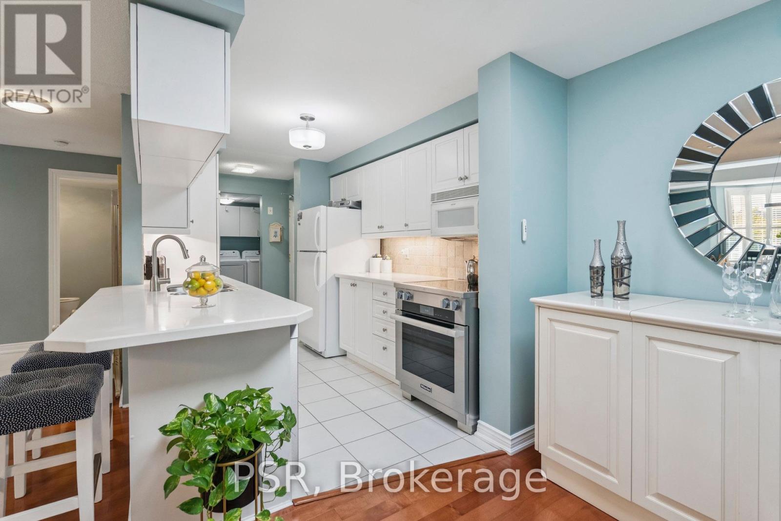 302 - 970 Golf Links Road, Hamilton, Ontario  L9K 1J8 - Photo 17 - X12985428