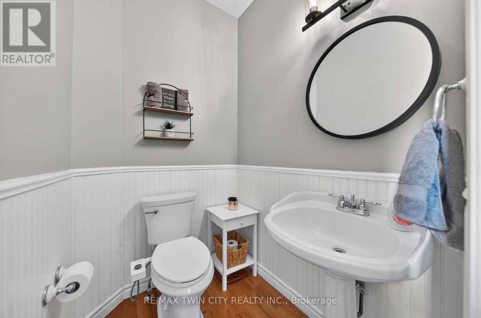 608 Bluenose Court, Waterloo, Ontario  N2K 4C5 - Photo 21 - X12985438