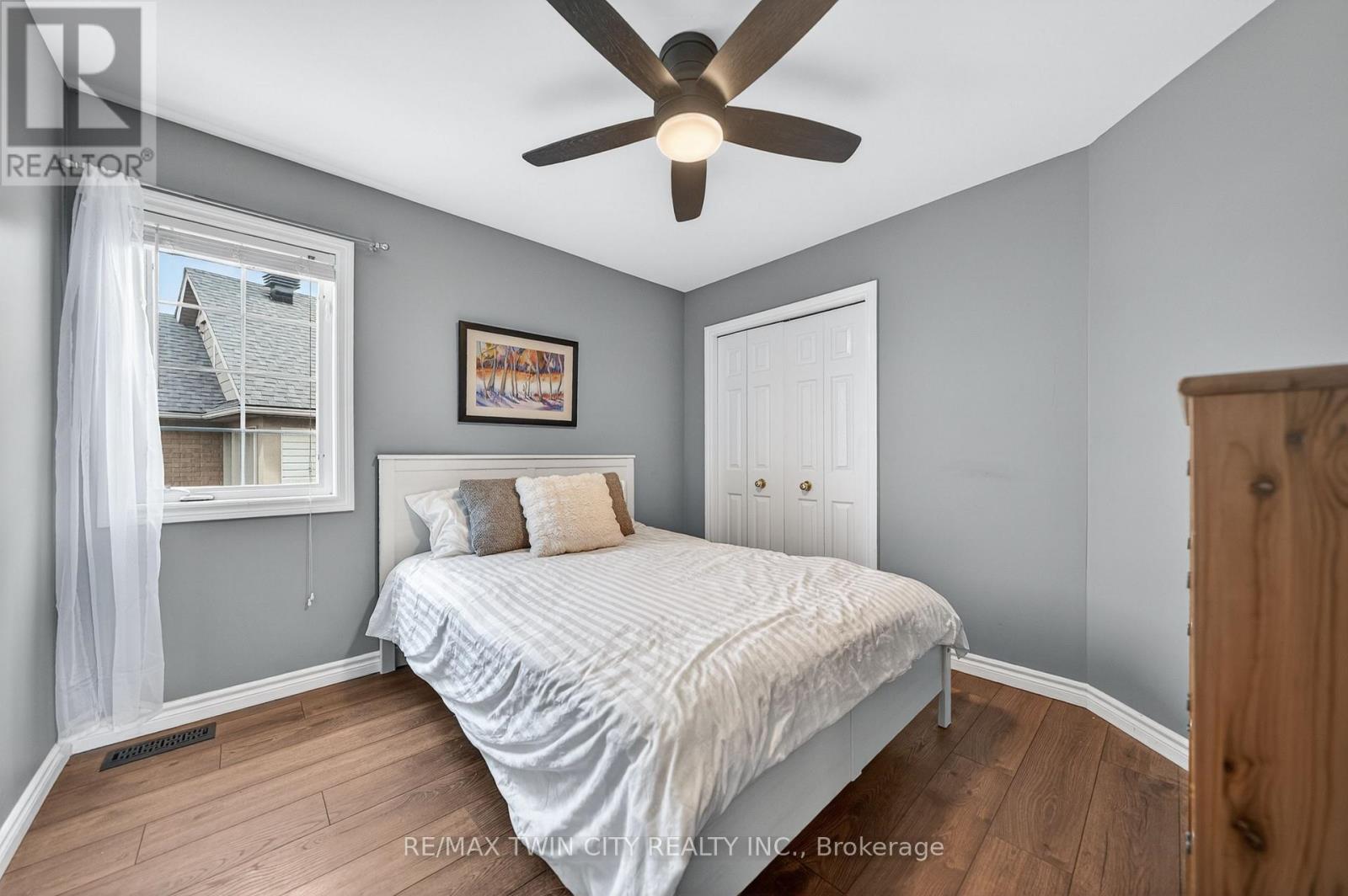 608 Bluenose Court, Waterloo, Ontario  N2K 4C5 - Photo 30 - X12985438