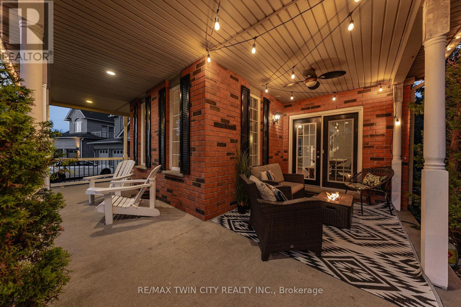 608 Bluenose Court, Waterloo, Ontario  N2K 4C5 - Photo 6 - X12985438