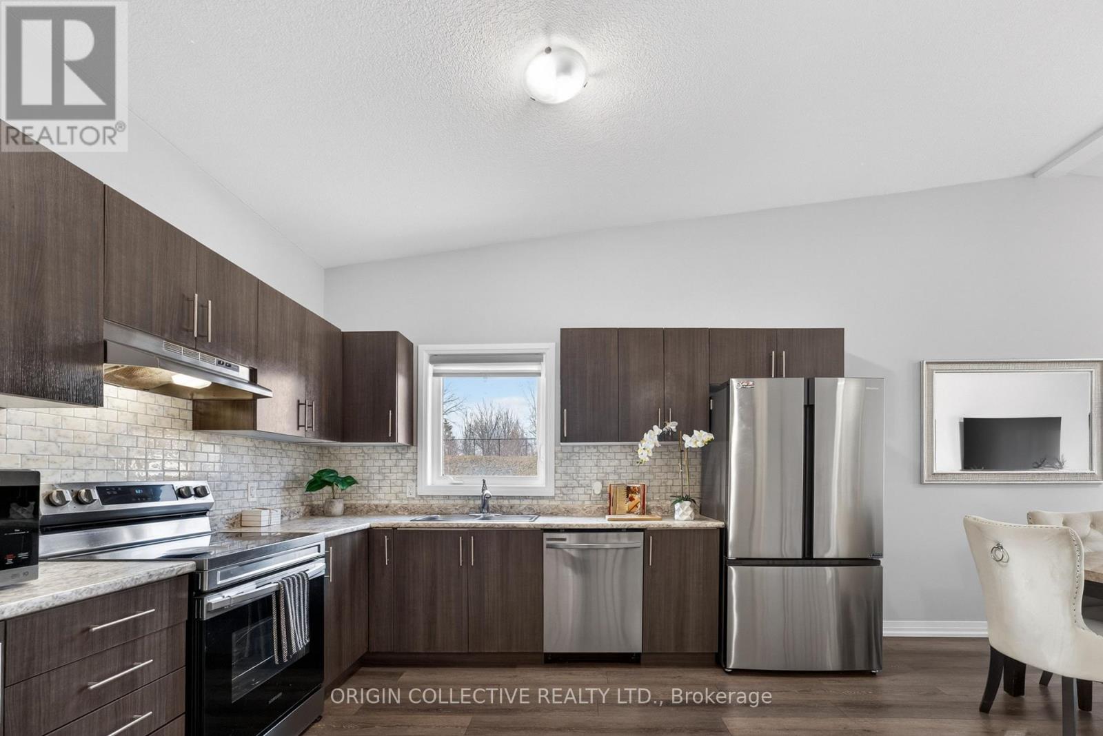 10 - 550 Grey Street W, Brantford, Ontario  N3S 0K3 - Photo 7 - X12985450