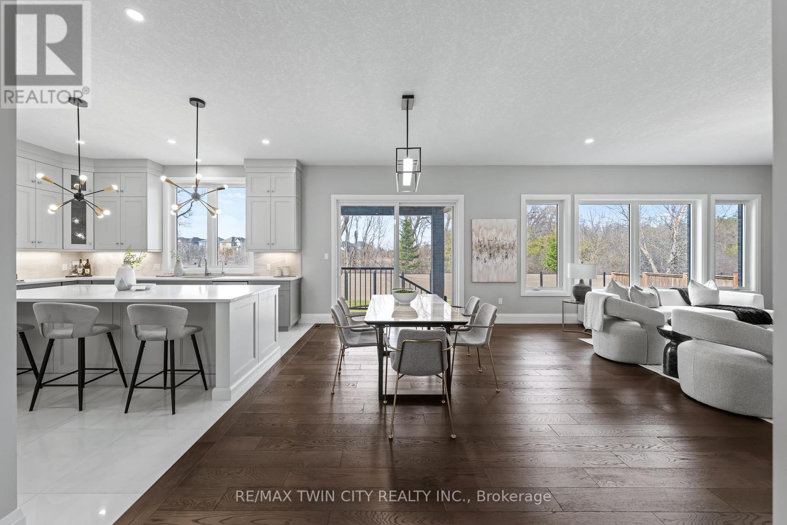 581 Manor Ridge Crescent, Waterloo, Ontario  N2K 0B4 - Photo 14 - X12985492