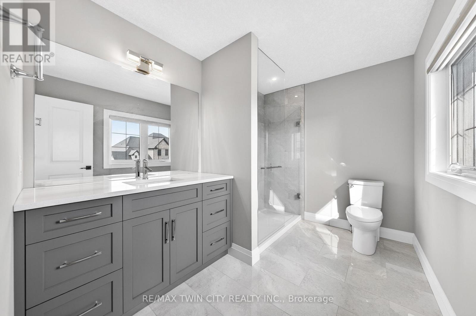 581 Manor Ridge Crescent, Waterloo, Ontario  N2K 0B4 - Photo 43 - X12985492