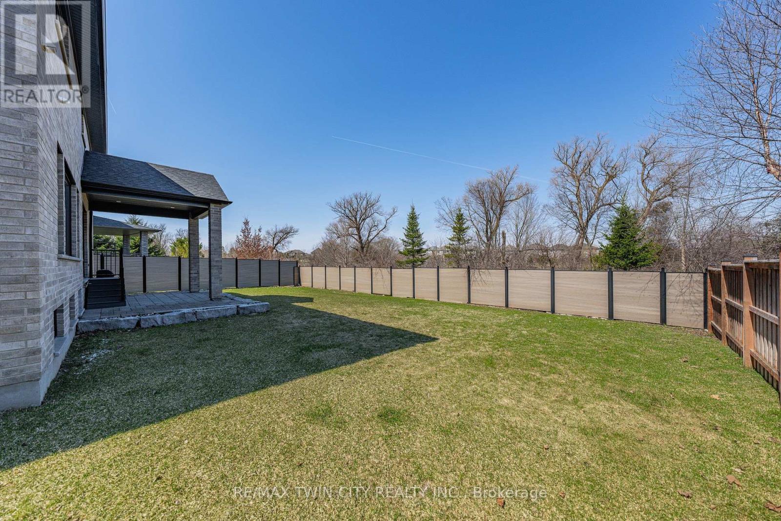 581 Manor Ridge Crescent, Waterloo, Ontario  N2K 0B4 - Photo 46 - X12985492