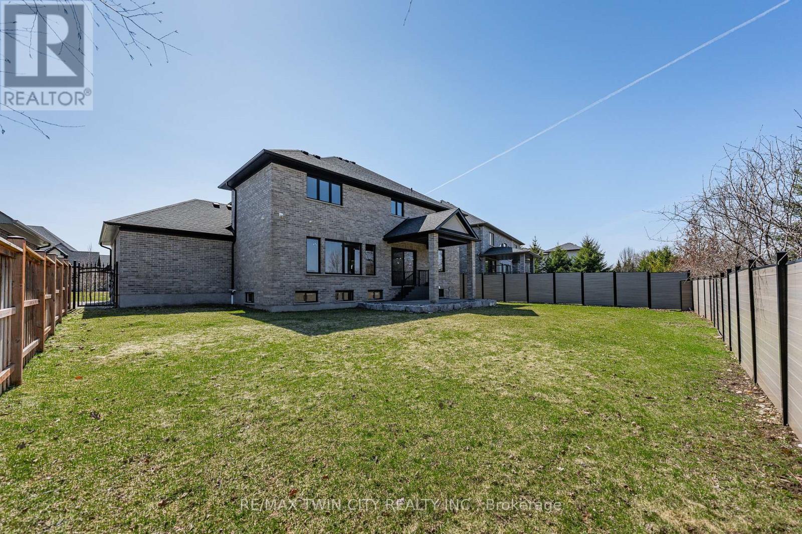 581 Manor Ridge Crescent, Waterloo, Ontario  N2K 0B4 - Photo 47 - X12985492