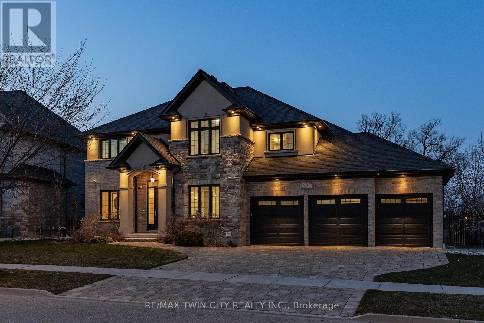 581 Manor Ridge Crescent, Waterloo, Ontario  N2K 0B4 - Photo 7 - X12985492