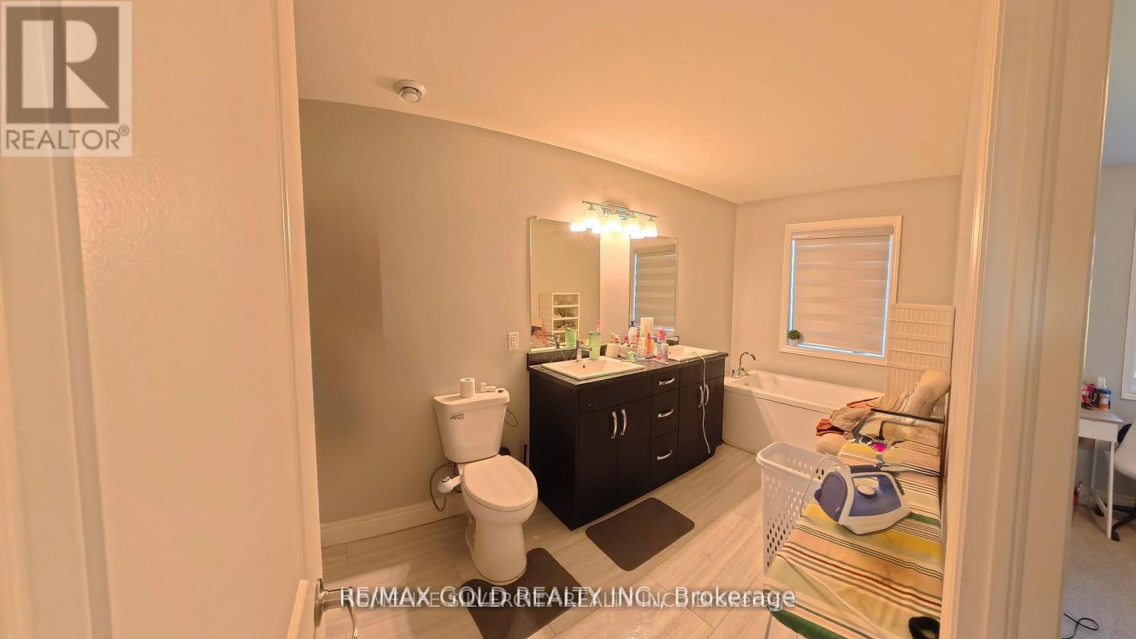 520 Bonaventure Court E, Greater Sudbury, Ontario  P3A 0B4 - Photo 11 - X12985510