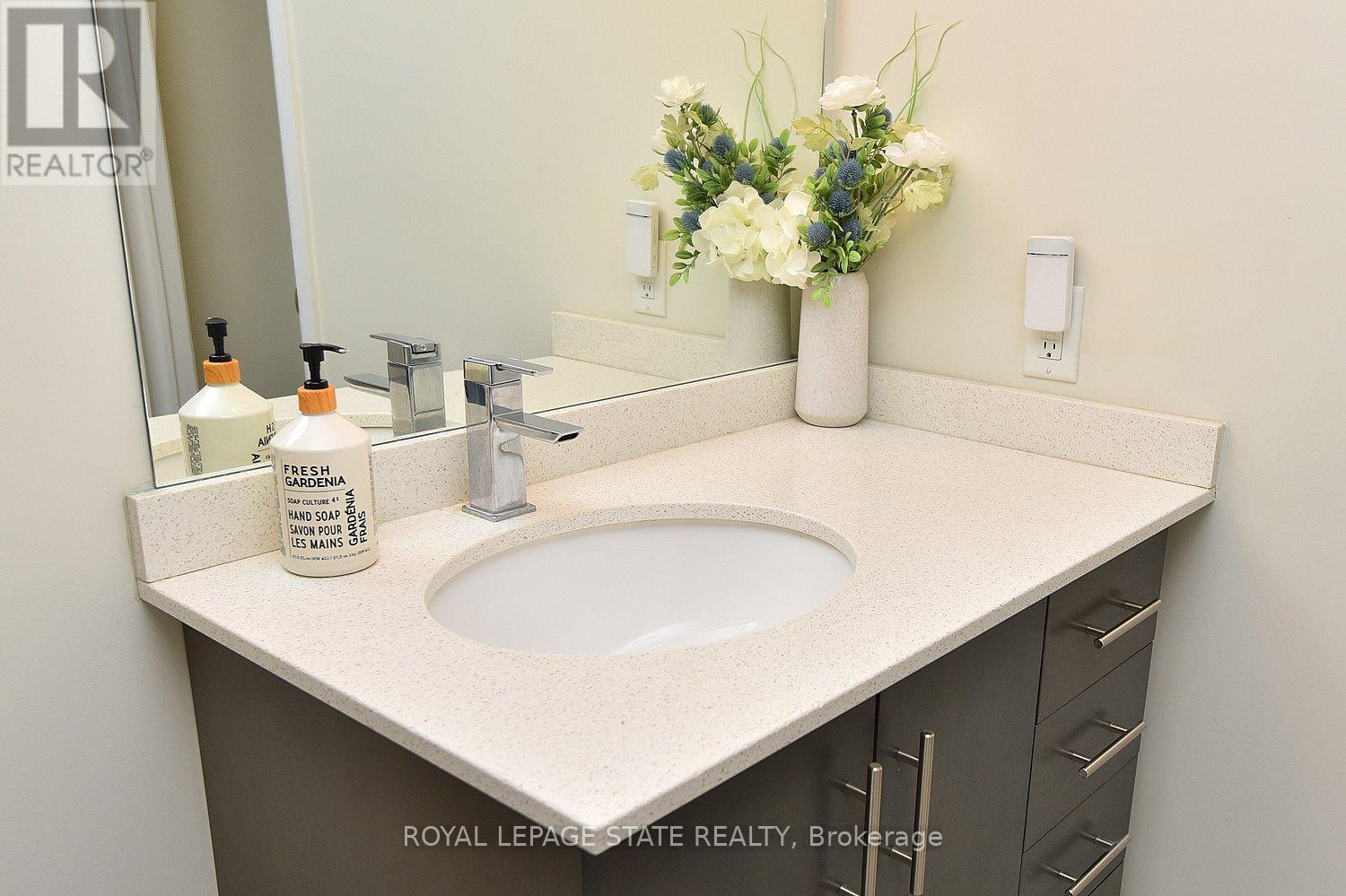 145 - 16 Concord Place, Grimsby (Grimsby Beach), Ontario  L3M 0J1 - Photo 19 - X12985548