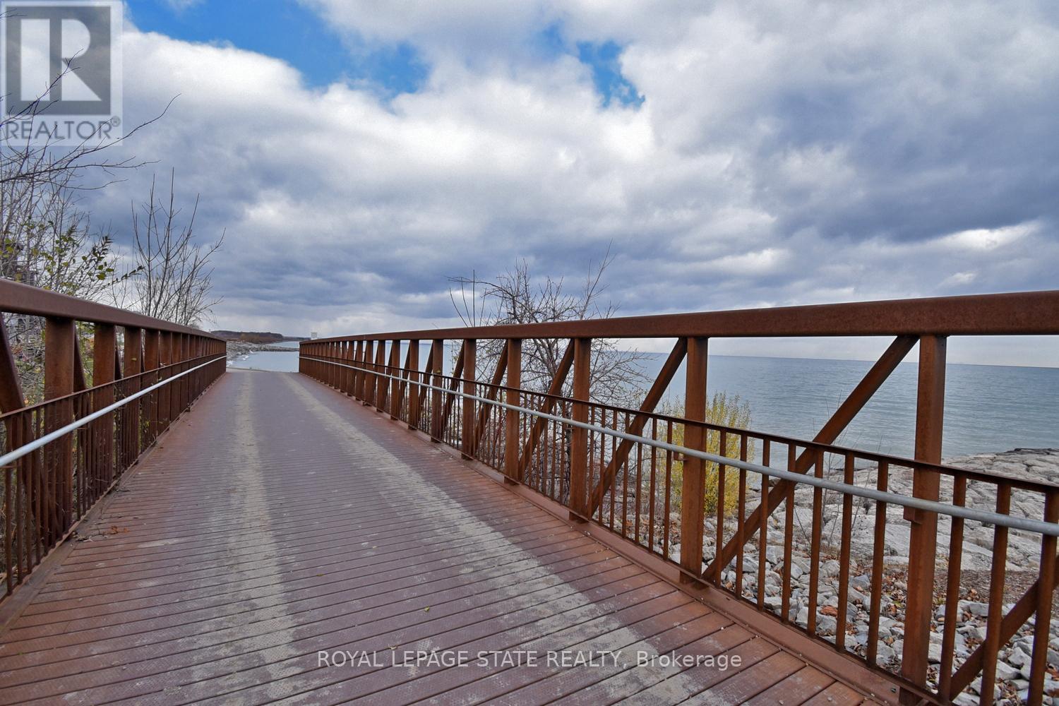 145 - 16 Concord Place, Grimsby (Grimsby Beach), Ontario  L3M 0J1 - Photo 49 - X12985548