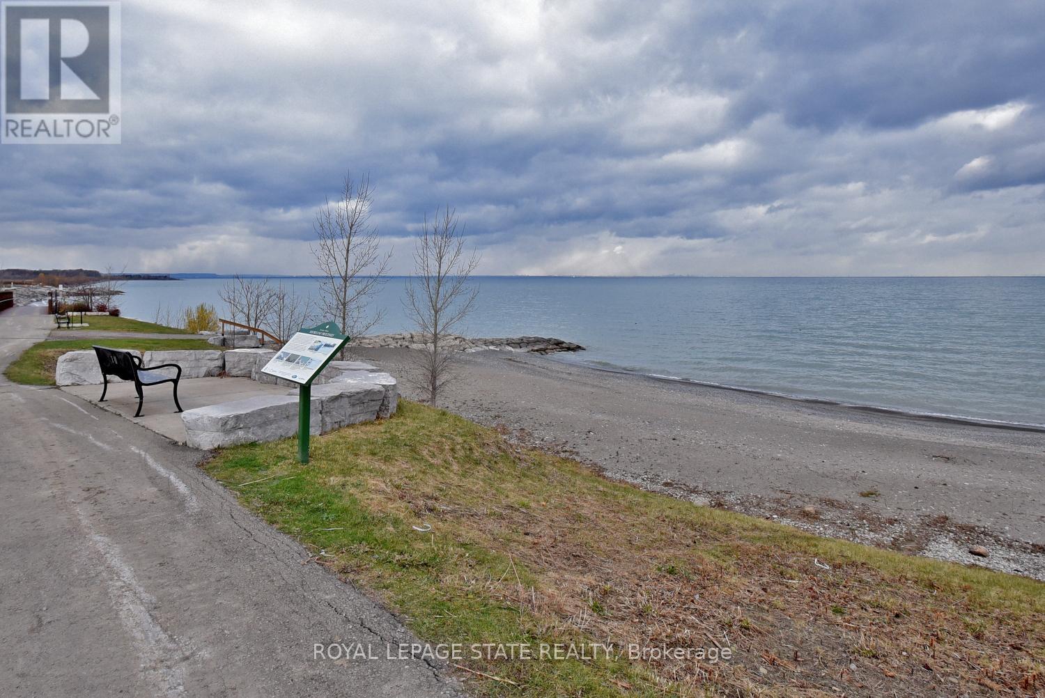 145 - 16 Concord Place, Grimsby (Grimsby Beach), Ontario  L3M 0J1 - Photo 50 - X12985548