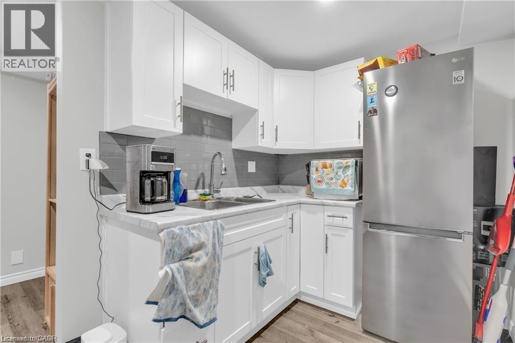 35 Shaftsbury Drive Unit# Bsmnt, Kitchener, Ontario  N2A 1N4 - Photo 10 - 40819827