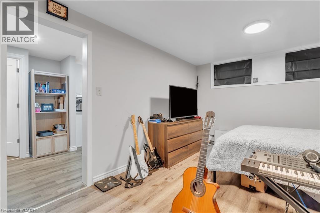 35 Shaftsbury Drive Unit# Bsmnt, Kitchener, Ontario  N2A 1N4 - Photo 7 - 40819827