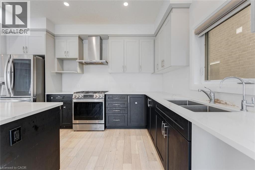 629 Doonwoods Crescent, Kitchener, Ontario  N2P 0E6 - Photo 10 - 40819806