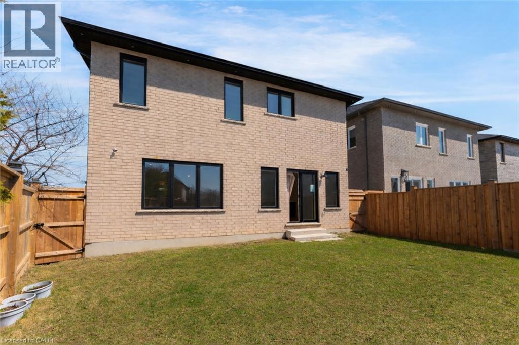 629 Doonwoods Crescent, Kitchener, Ontario  N2P 0E6 - Photo 44 - 40819806