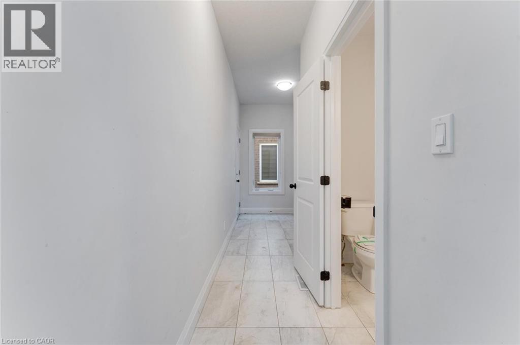 629 Doonwoods Crescent, Kitchener, Ontario  N2P 0E6 - Photo 7 - 40819806