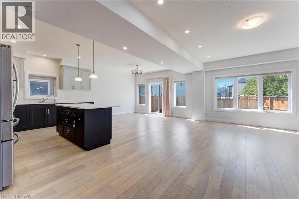 629 Doonwoods Crescent, Kitchener, Ontario  N2P 0E6 - Photo 9 - 40819806