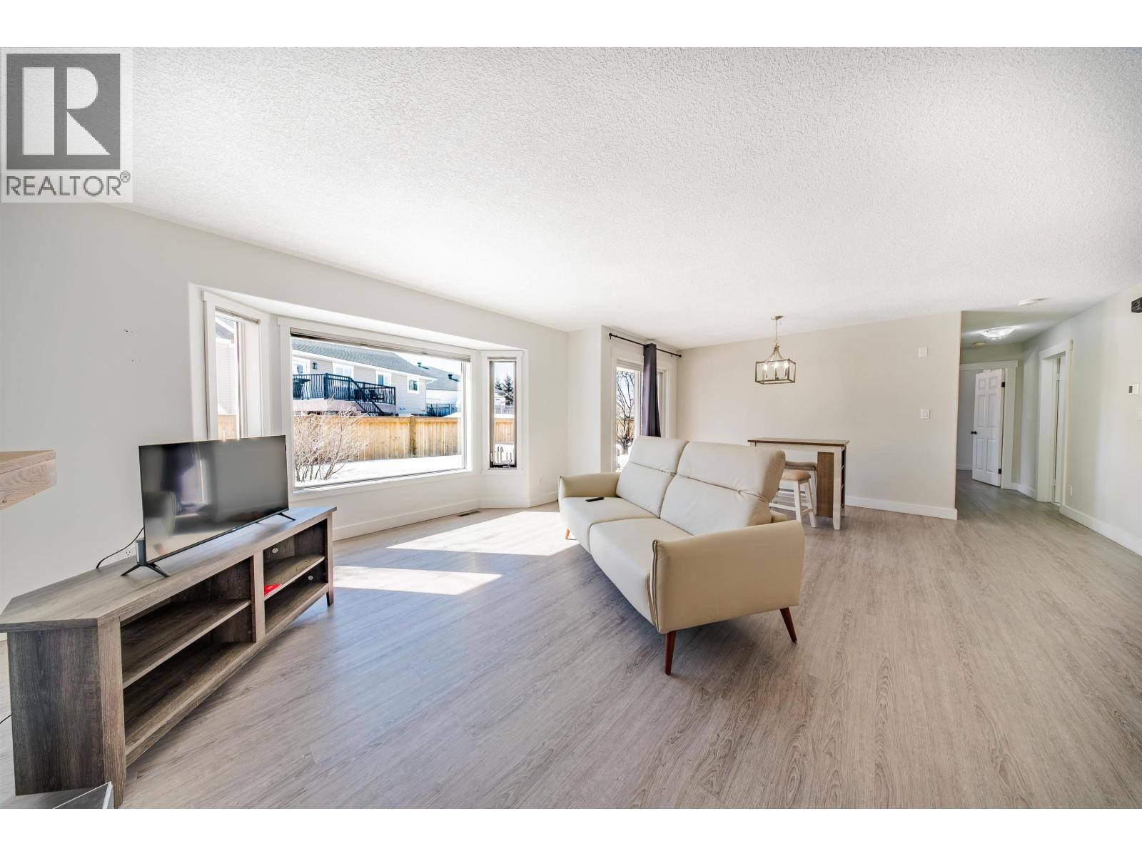 9917 115 Avenue, Fort St. John, British Columbia  V1J 6R8 - Photo 6 - R3109698