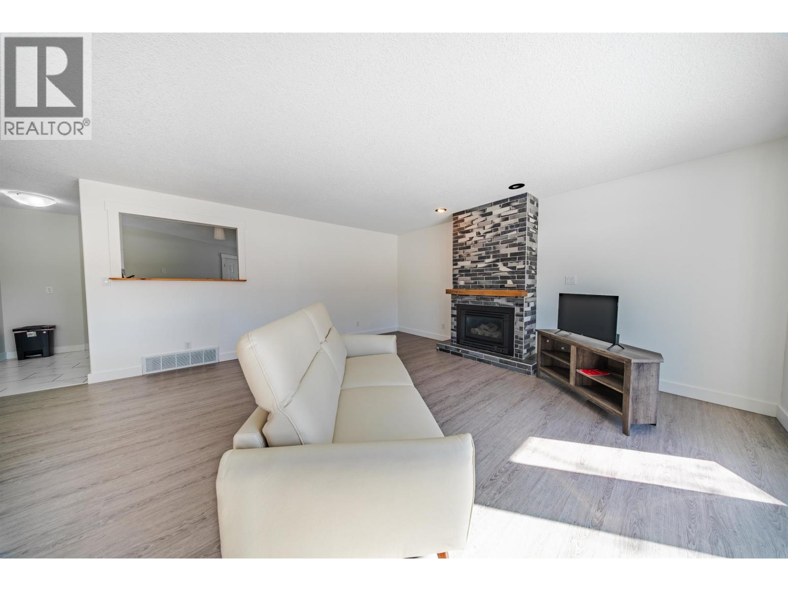 9917 115 Avenue, Fort St. John, British Columbia  V1J 6R8 - Photo 8 - R3109698