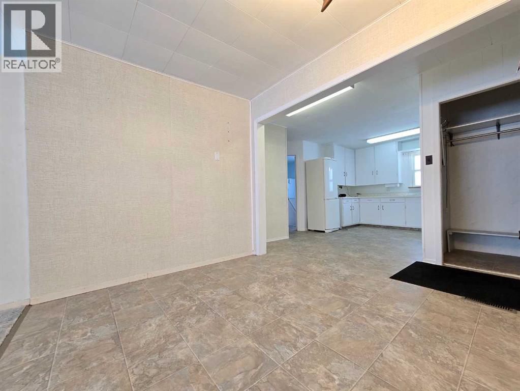 5208 55 Avenue, Grimshaw, Alberta  T0H 1W0 - Photo 11 - A2298290