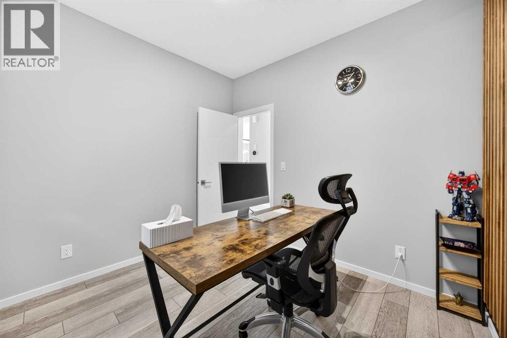 73 Yorkstone Heath SW, Calgary, Alberta  T2X 4S4 - Photo 23 - A2299650