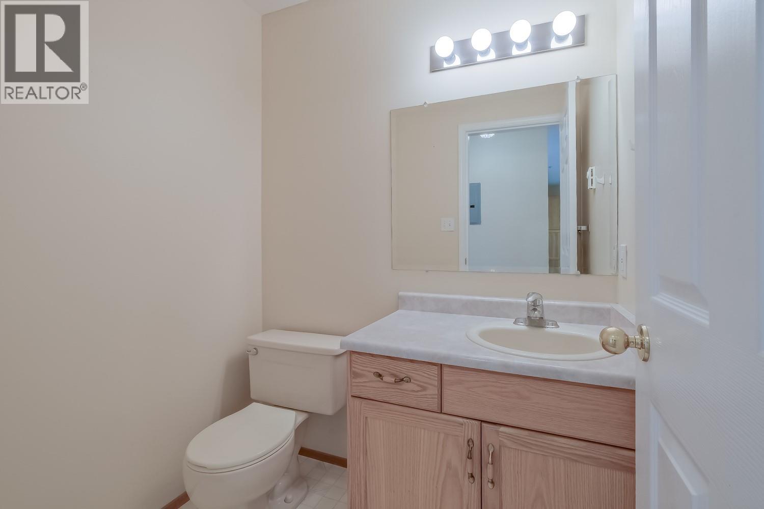 130 Abbott Street Unit# 211, Penticton, British Columbia  V2A 8P3 - Photo 10 - 10382935