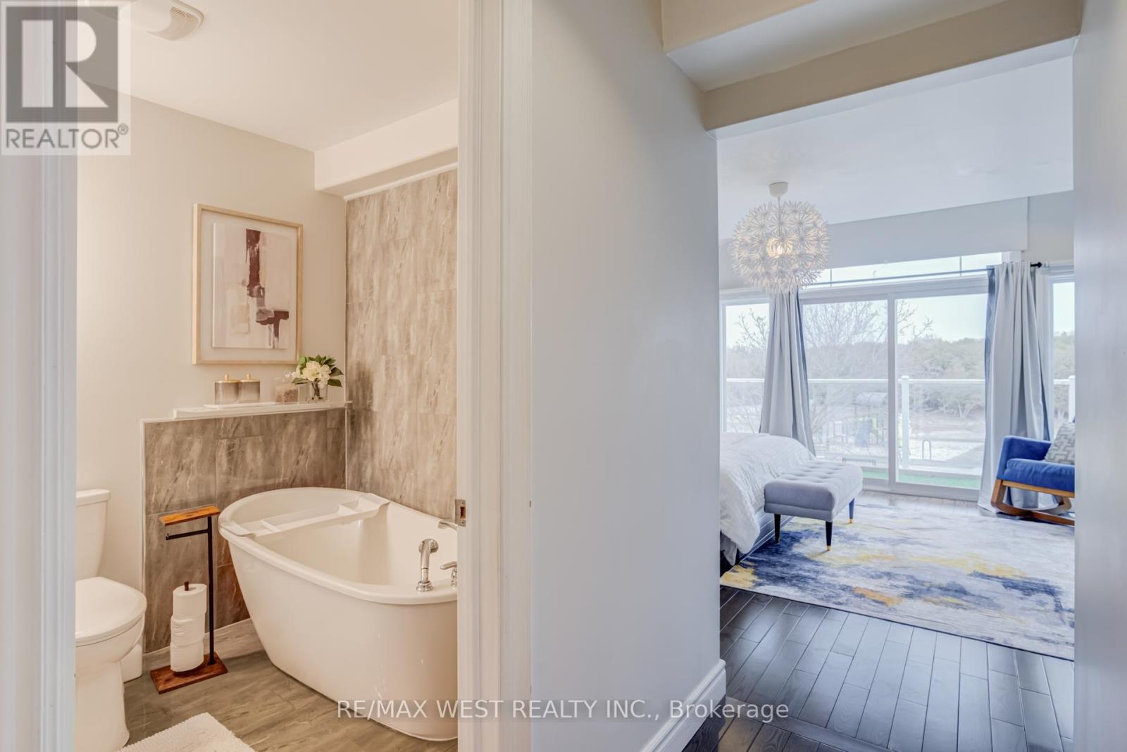 890 Wayne Drive, Newmarket, Ontario  L3Y 5T7 - Photo 23 - N12985360