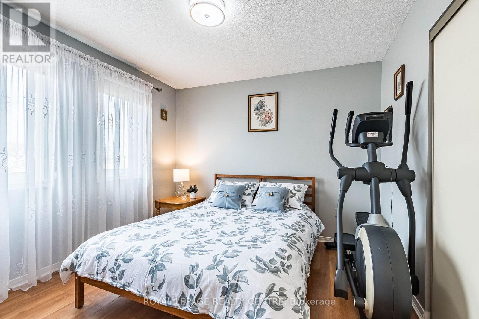 3026 Dalehurst Drive, Mississauga, Ontario  L5N 6M8 - Photo 28 - W12979396