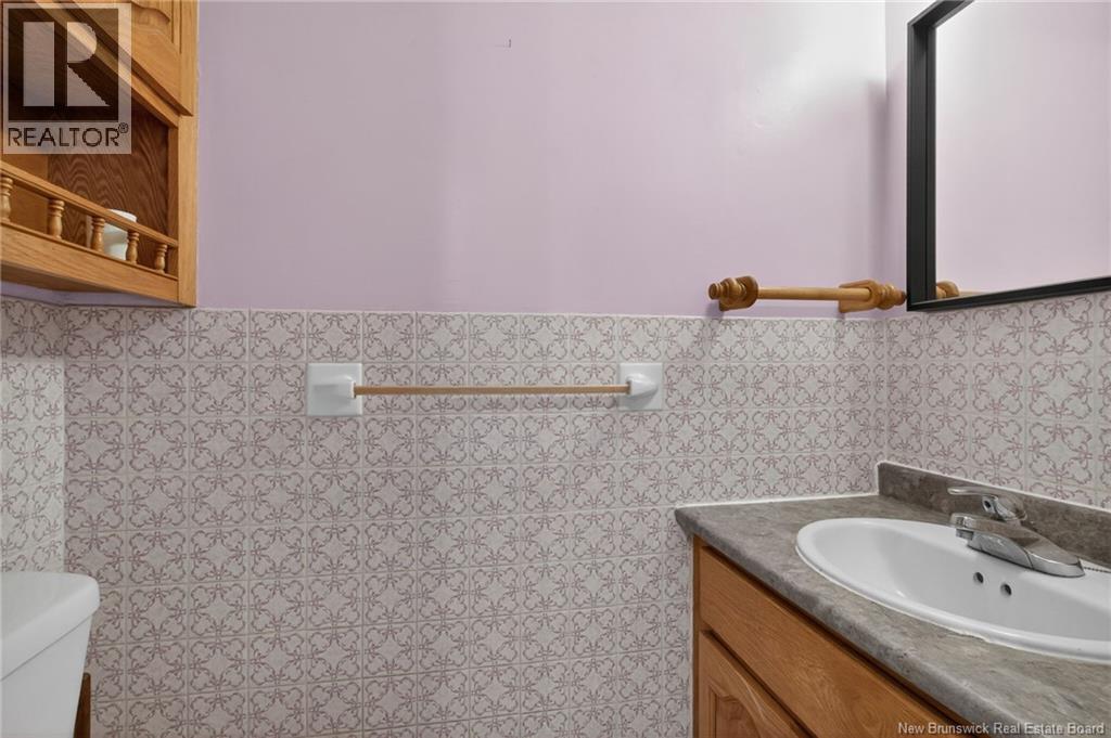 3215 Mountain Road, Moncton, New Brunswick  E1C 8K2 - Photo 35 - NB134227