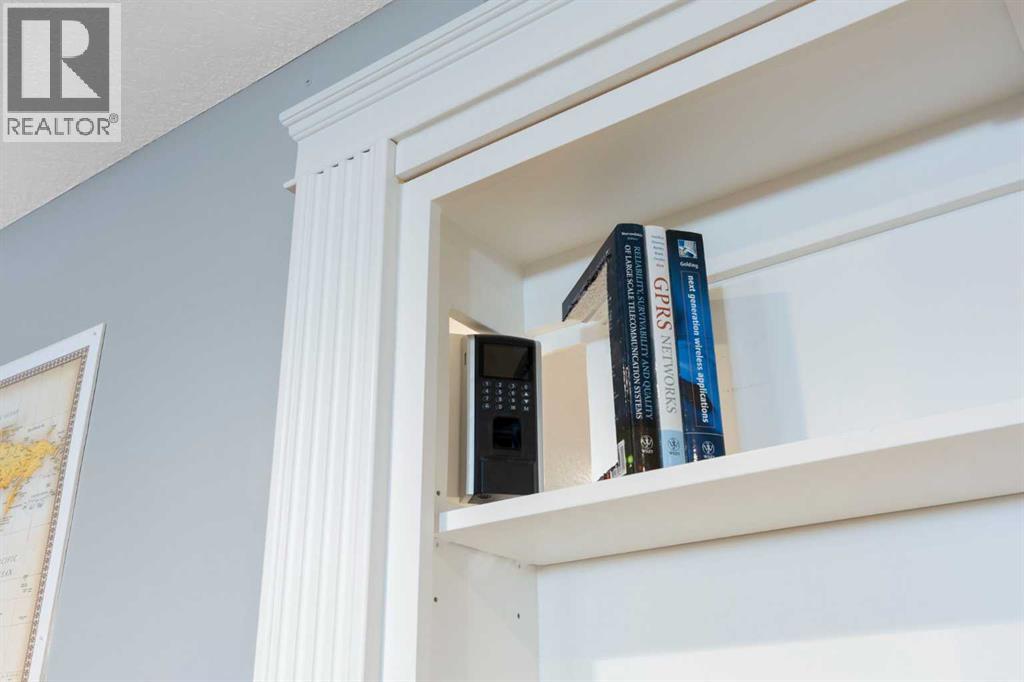 800 E Lakeview Road, Chestermere, Alberta  T1X 1R2 - Photo 38 - A2287110