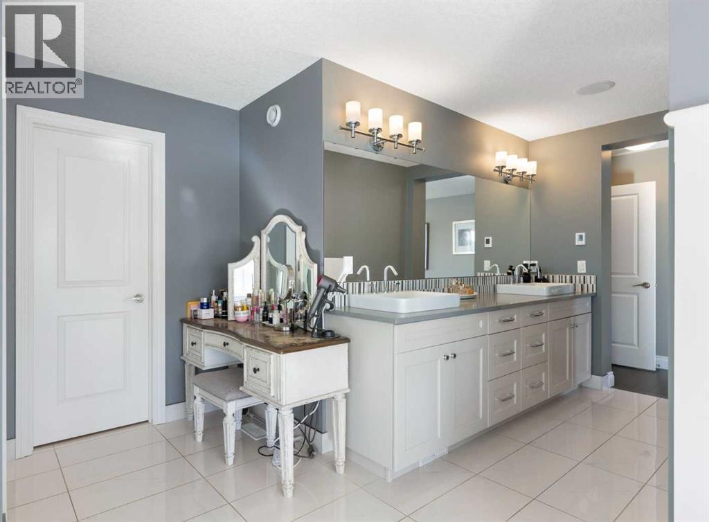 800 E Lakeview Road, Chestermere, Alberta  T1X 1R2 - Photo 31 - A2287110