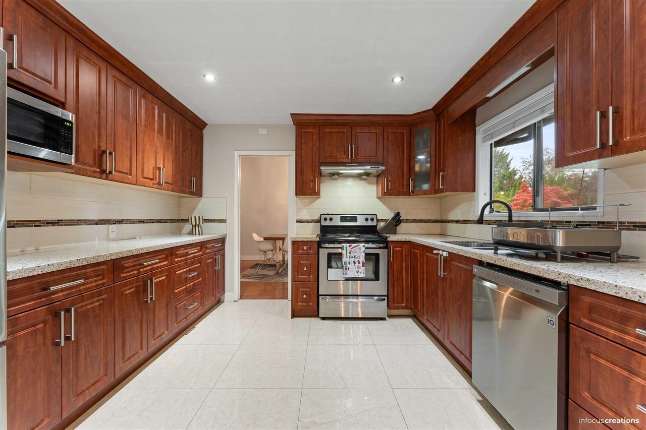 8986 146a Street, Surrey, British Columbia  V3R 7C2 - Photo 13 - R3109549