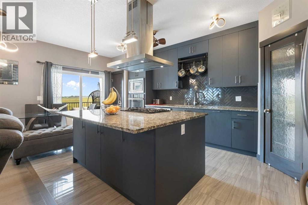 670 Muirfield Crescent, Lyalta, Alberta  T0J 1Y1 - Photo 3 - A2296045