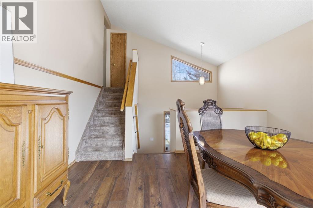 9 Harvest Glen Way NE, Calgary, Alberta  T3K 4J2 - Photo 9 - A2299926