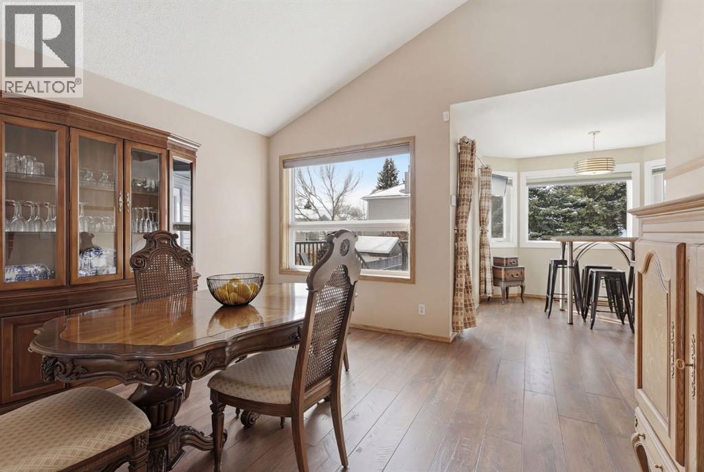 9 Harvest Glen Way NE, Calgary, Alberta  T3K 4J2 - Photo 8 - A2299926