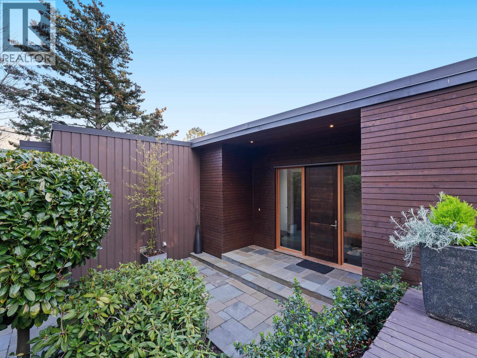 5810 Eagle Island, West Vancouver, British Columbia  V7W 1V5 - Photo 36 - R3109969