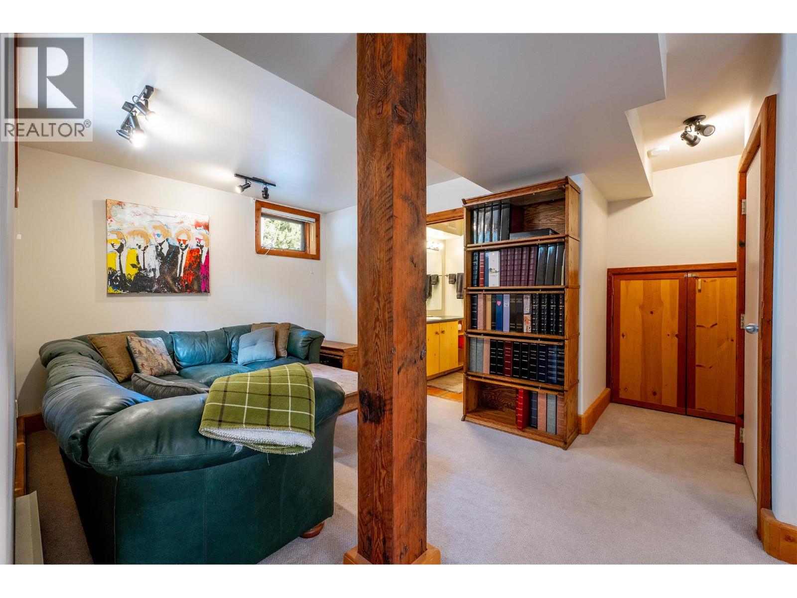 8596 Drifter Place, Whistler, British Columbia  V8E 0G2 - Photo 25 - R3109982