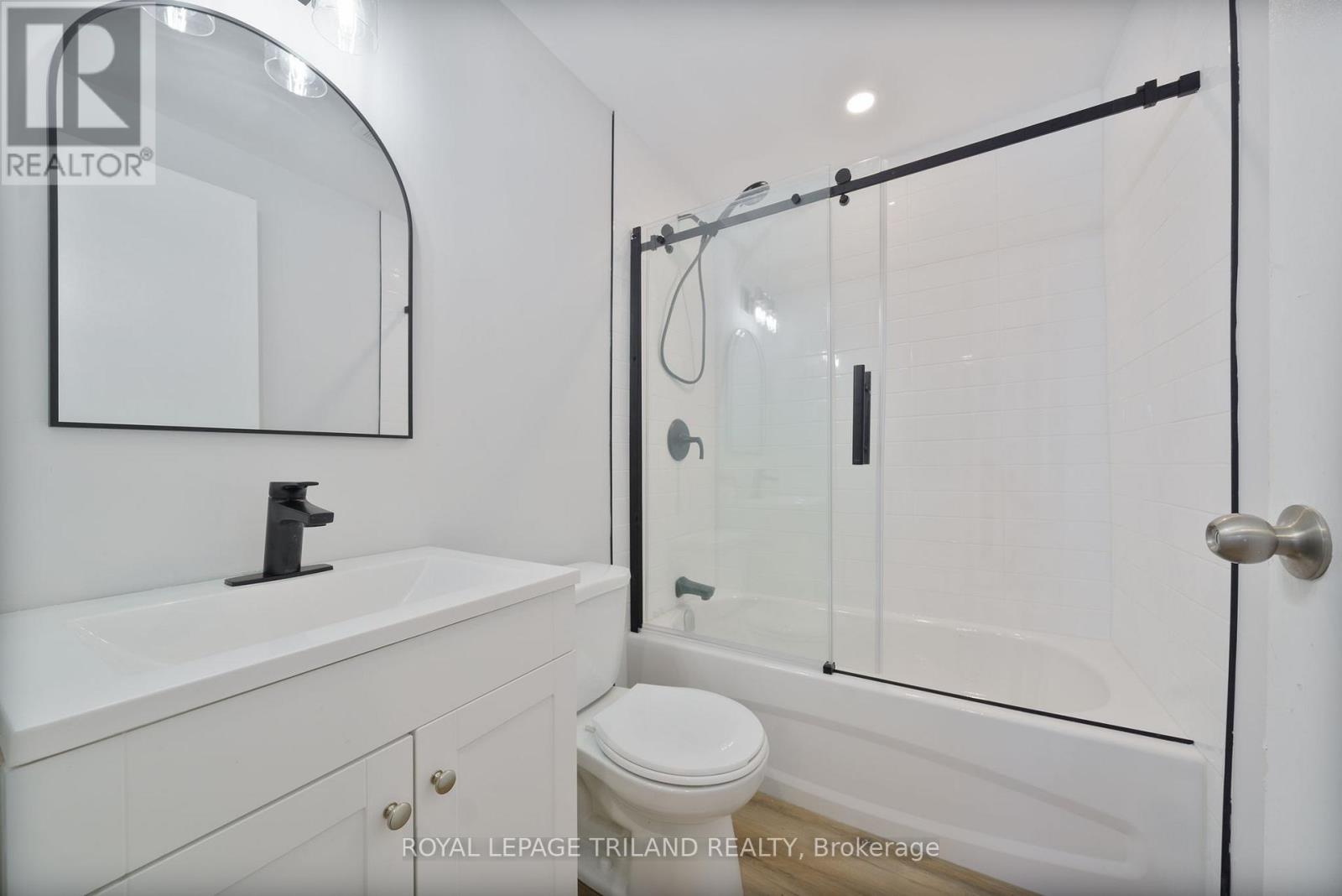 29 - 825 Dundalk Drive, London South, Ontario  N6C 3V6 - Photo 19 - X12985576