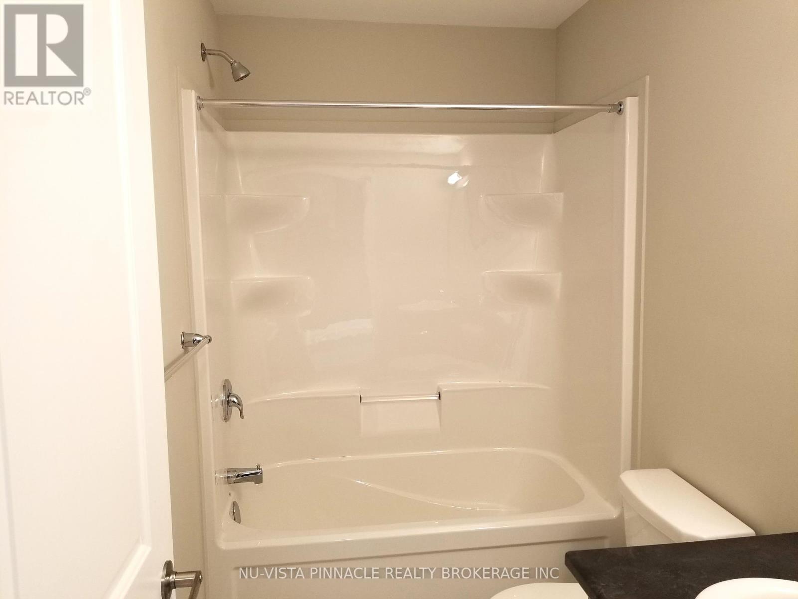 208 - 177 Edgevalley Road, London East, Ontario  N5V 0C5 - Photo 18 - X12985614