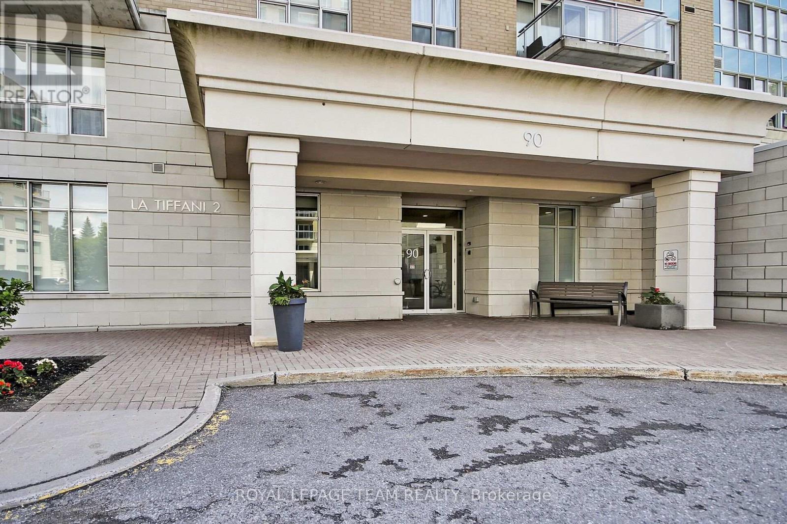 1104 - 90 Landry Street, Ottawa, Ontario  K1L 0A9 - Photo 2 - X12985590