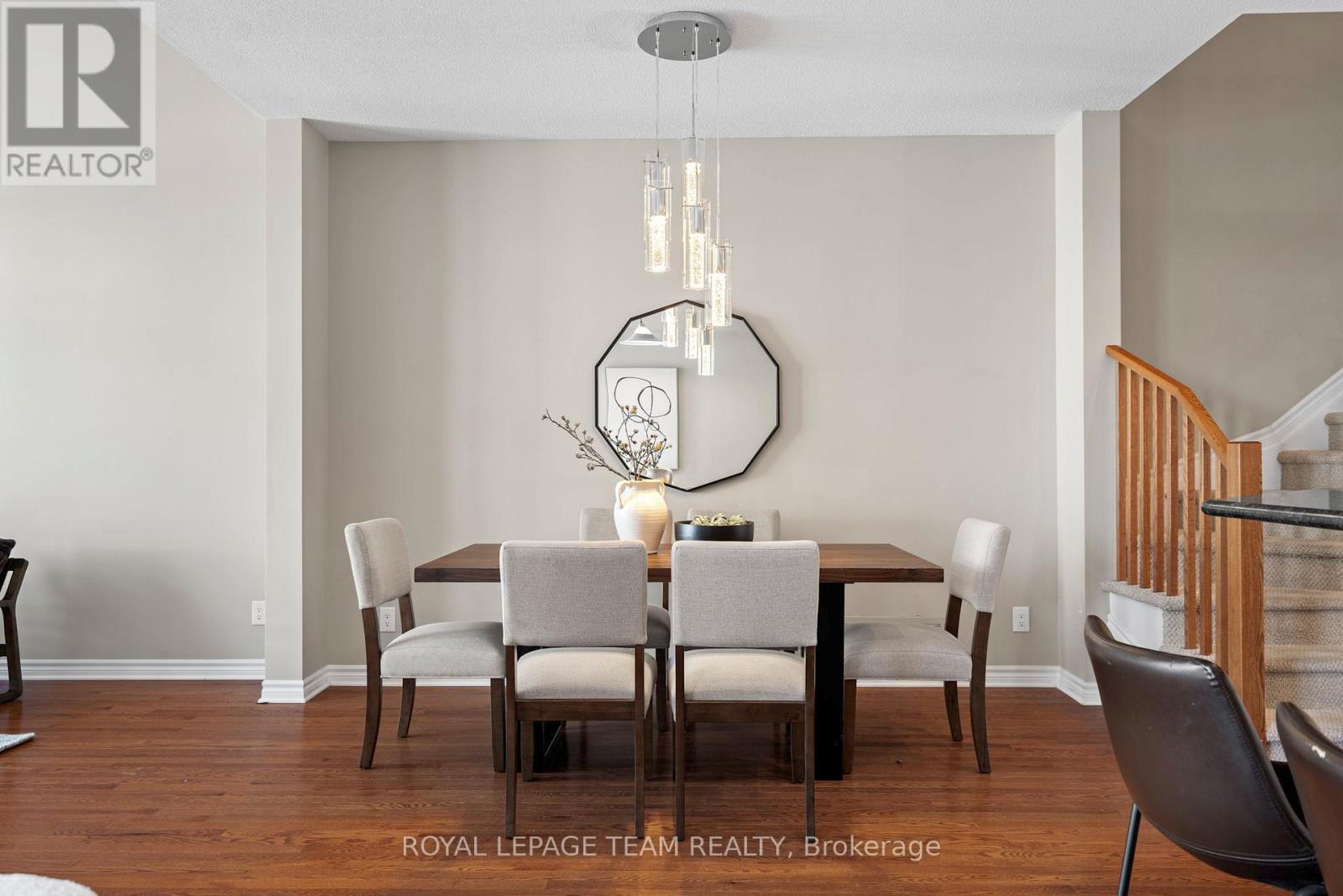 319 Kingbrook Drive, Ottawa, Ontario  K2M 0G1 - Photo 10 - X12985598