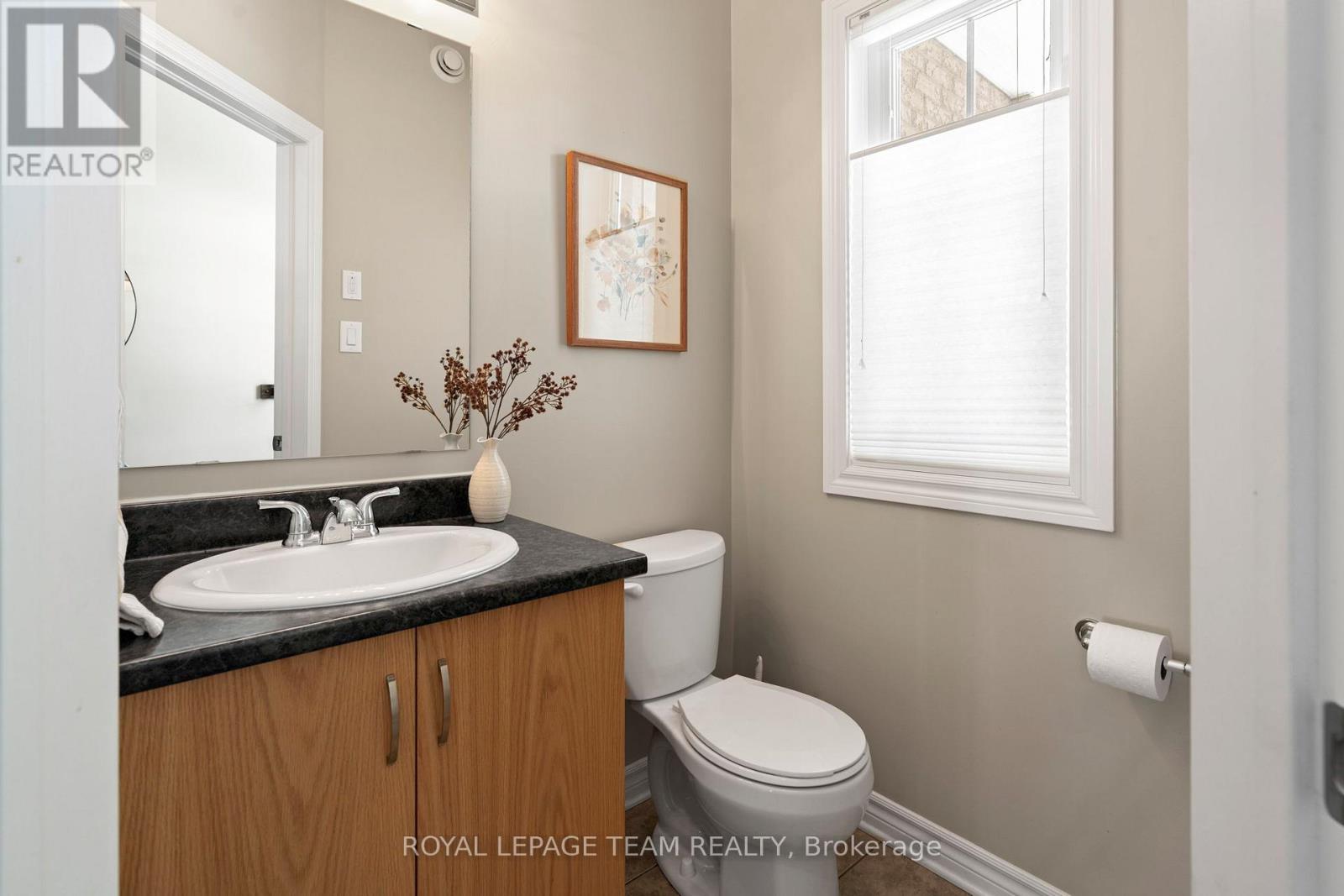 319 Kingbrook Drive, Ottawa, Ontario  K2M 0G1 - Photo 17 - X12985598