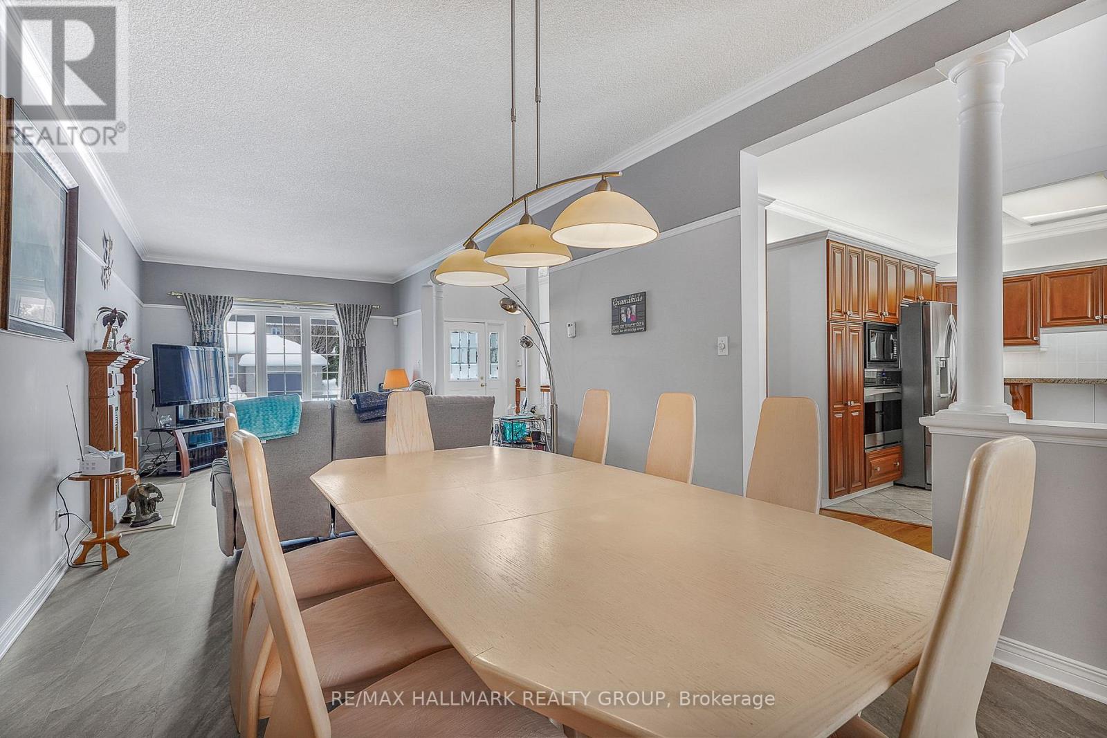 1103 Des Pins Avenue, Clarence-Rockland, Ontario  K4K 1R1 - Photo 10 - X12985620