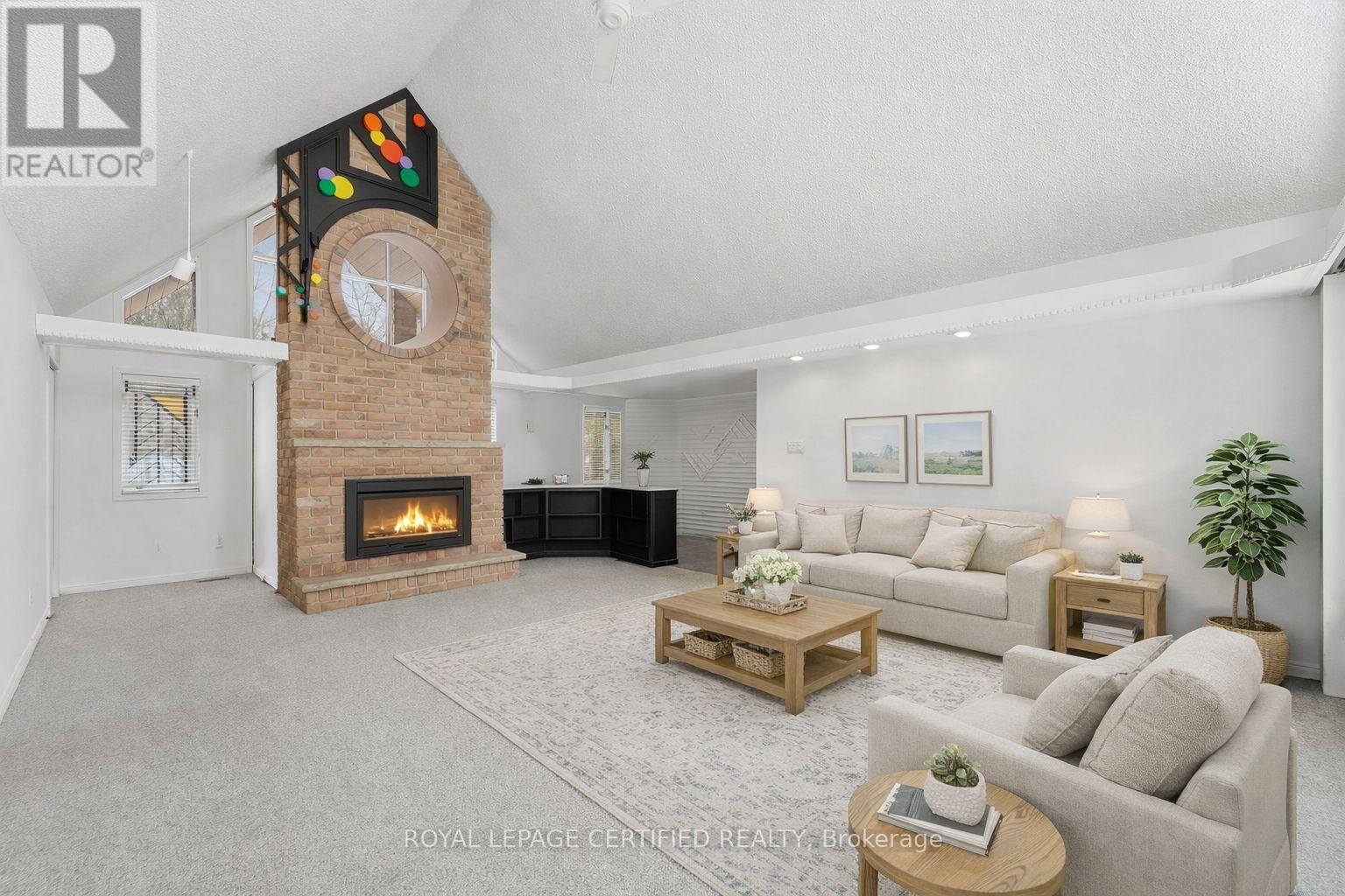 103 Sibbald Crescent, Georgina, Ontario  L0E 1R0 - Photo 10 - N12898600